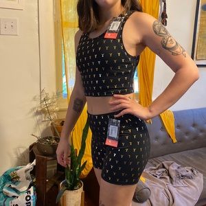 Oiselle shorts/crop set. New with tags! Size 4 top, size medium shorts